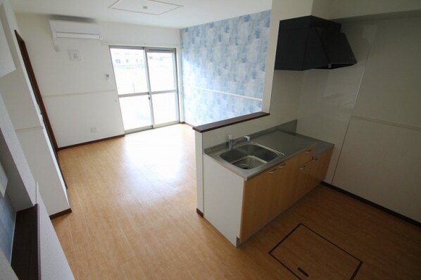 ヴィラ・ユーリの物件内観写真